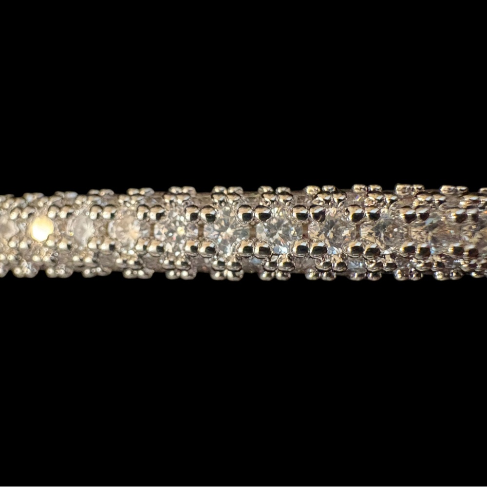 Elegant Silver Women's Bracelet